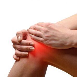 A dor nas articulacións pode ser causada por reumatismo crónico